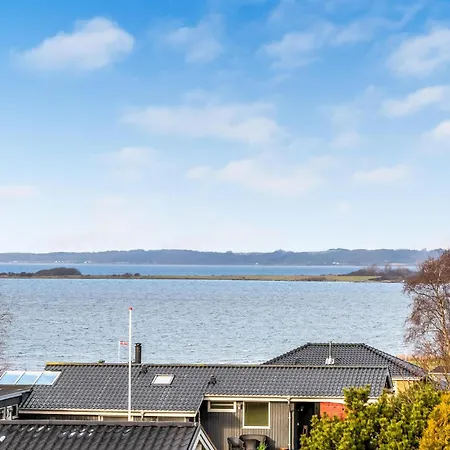Cozy In With House Sea View