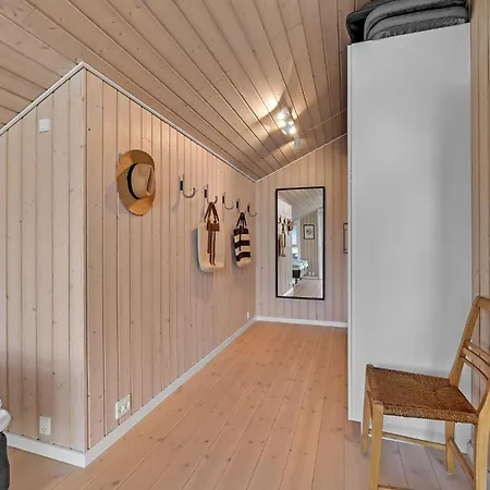 Cozy In With House Sea View