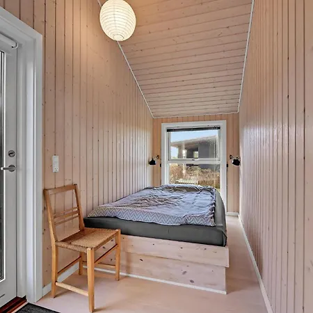 Cozy In With House Sea View Holiday home